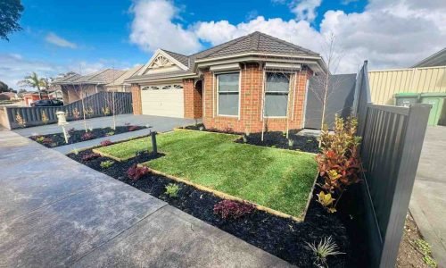 professional landscaping maintenance work in Melbourne